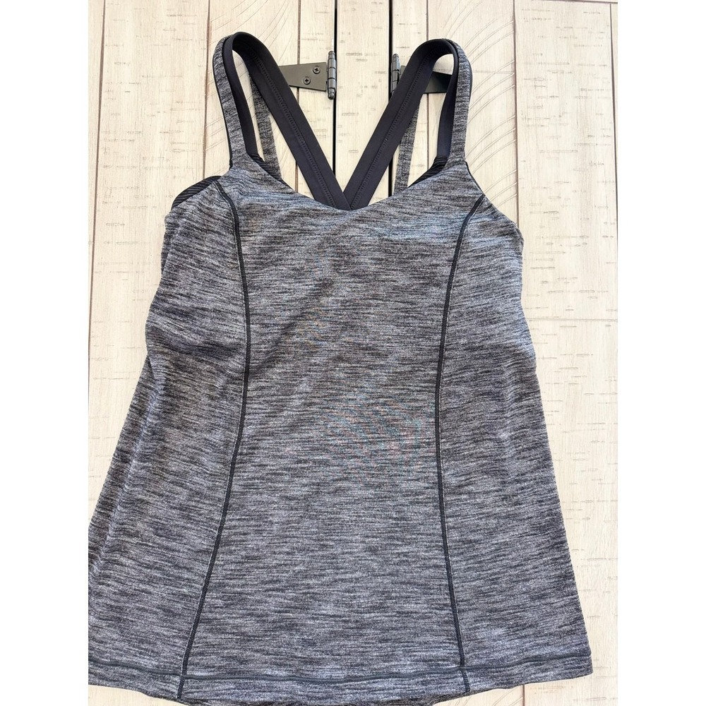A- 075- Lululemon Gray Space Dye Strappy Back Active Tank Top with Built-in Bra